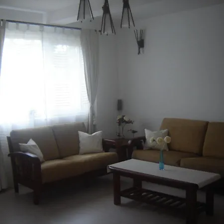 Vila Dina Vakantiehuis *